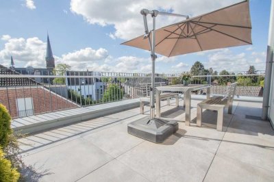 Perfektion in jedem Detail:
Luxuriöses Penthouse vor den Toren Düsseldorfs