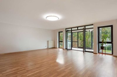 Großzügige Traumwohnung mit Balkon und Loggia im Norden Düsseldorfs