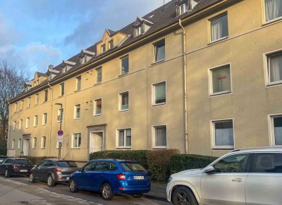 Schöne, zentrale 3-Zimmer Altbau-Wohnung, frisch renoviert in Buer