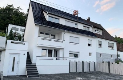 Mehrfamilienhaus in Elchingen mit Blick auf die Alpen