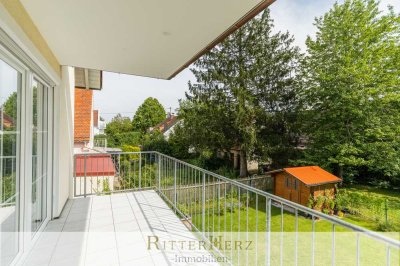 *BJ 2002* Gute Nachbarschaft, top gepflegte Immobilie mit großzügigem Balkon in Bestlage!