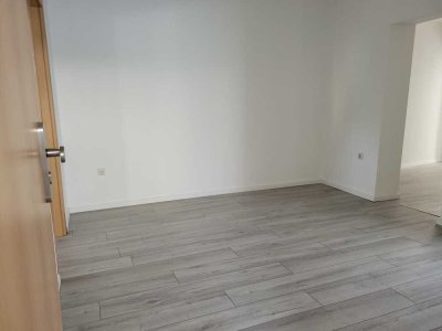 Schöne 3,5-Zimmer-Erdgeschosswohnung mit Balkon/Terrasse in KO-Rübenach