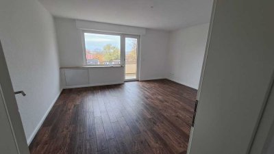 Erstbezug nach Sanierung. Stilvolle 3-Raum-Whg mit gehobener Innenausstattung, Balkon, Fußbodenheizu