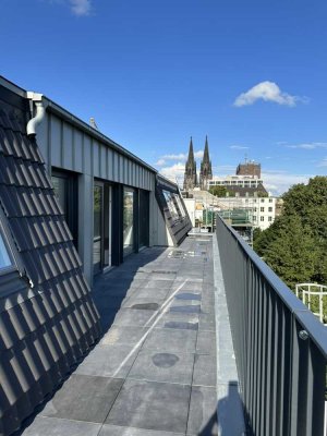 Penthouse mit DOMBLICK - Neubau in ruhiger Citylage mit Blick ins Grüne!