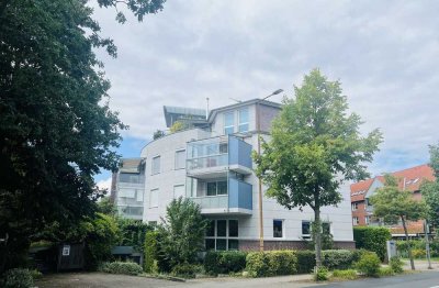 Sanierte 3- Zimmer Eigentumswohnung in Stadtvilla in Isernhagen - 2 Bäder und Garagenstellplatz!