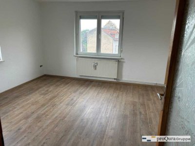 TOP! frisch renovierte 2-Zimmer-Wohnung