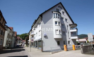 Waldkirch +++ Attraktive 3-Zi.- Wohnung mit Aufzug mit 172 m²