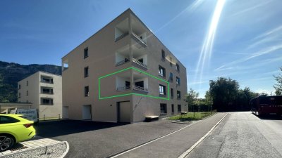 Neuwertige 2-Zi-Wohnung mit Loggia zu vermieten!