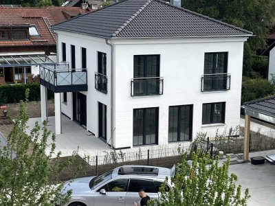 Herrliches Einfamilienhaus, kurz vor der Fertigstellung, in bester Lage von Eichenau