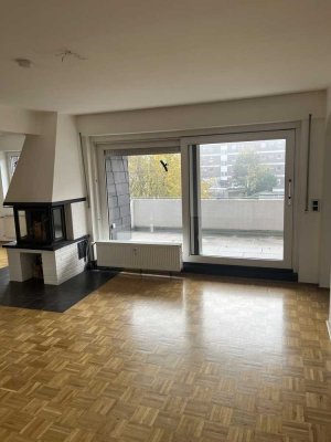 Erstbezug nach Sanierung mit EBK und Balkon: freundliche 2-Zimmer-Wohnung in Recklinghausen