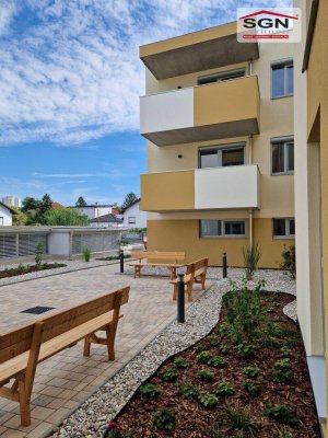 2-Zimmer-Wohnung mit Balkon zur Übung des „Sonnengrußes“ 