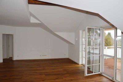 *Eching a.Ammersee- topp schicke 3-Zimmer-Dachgeschoss-Wohnung mit großer Dachterrasse