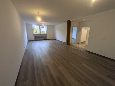 Erstbezug nach Renovierung! Helle und freundliche 3 Zimmer Wohnung in Buchloe