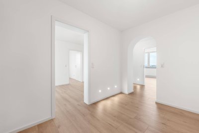 - NEUBAU-FEELING zum TOP PREIS in Wels - Kernsanierte Wohnung mit Traunsteinblick und eigener Garage inklusive