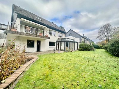 Traumhaftes Ein- / Zwei-Familienhaus in Essen-Schönebeck mit Garten + Garage