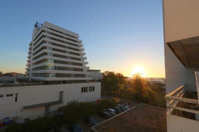 Sonnenaufgang zum Aufwachen und Frühstücken! 
Moderne 1,5 Zimmer Whg. mit Ostseeblick im Kaiserhof