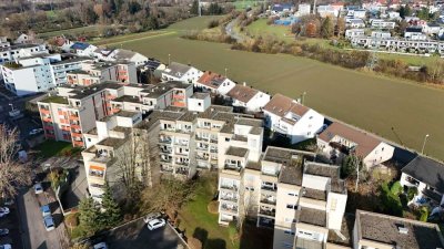 JETZT ODER NIE! LICHTDURCHFLUTETE 4-ZIMMER-WOHNUNG MIT BALKON IN OFFENHAUSEN