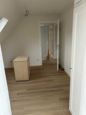 Exklusive 4-Raum-Maisonette-Wohnung in Langen (Hessen)