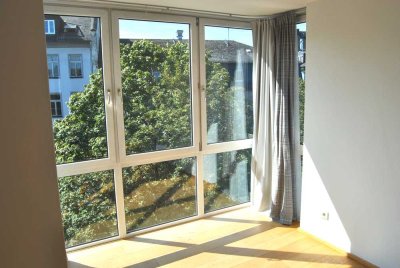 Schicke, helle 2-Zimmer-Wohnung mit EBK in Koblenz-Altstadt