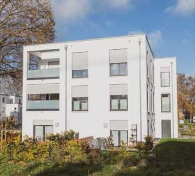 Moderne, neuwertige 4-Zimmer-Wohnung mit lux. Innenausstattung, Loggia und EBK in Soest