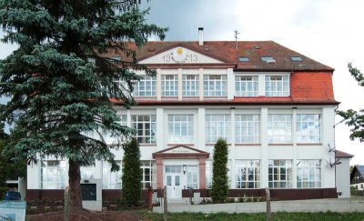 Wunderschöne 3 Zimmerwohnung mit großer Terrasse in Jugendstilfabrik