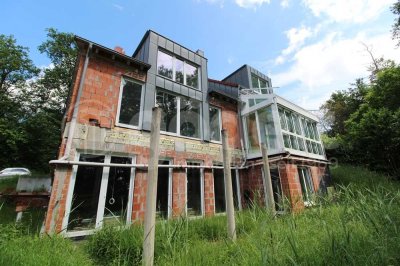 Einmalige Kaufgelegenheit im Bieterverfahren -
Architektenhaus in TOP-Lage!