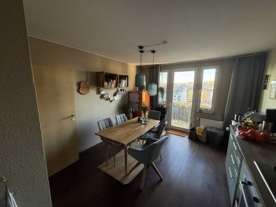 Schöne helle teilmöblierte 2-Zimmer-Wohnung im Lousbergviertel