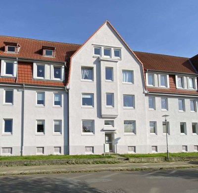 Schöne gepflegte 3-Zimmer Altbauwohnung mit Balkon - zentral in Cuxhaven