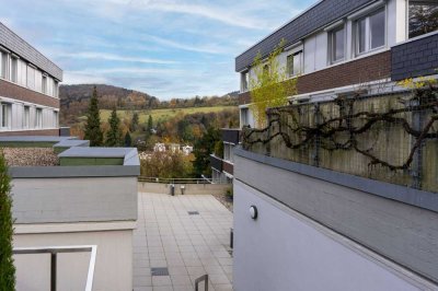 Wunderschöne Dachterrassen-Wohnung mit Neckartalblick und TG Stellplatz