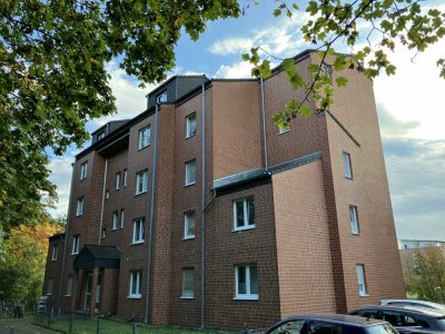 Nähe Marler Stern : 2-Zimmer-Wohnung mit Balkon und toller Aussicht im Dachgeschoss ( 4. OG ) ab 01.