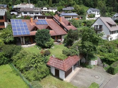 Besonderes Wohnhaus in sonniger Lage in Münstertal