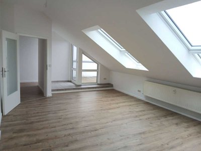 4-Zimmer-Dachgeschoss-Wohnung mit Balkon in Alt Ruppin