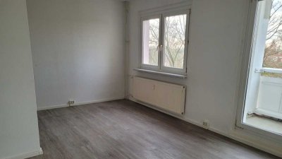 Erdgeschosswohnung mit Balkon!