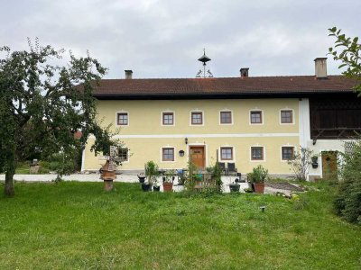 Geräumiges, preiswertes und modernisiertes 5,5-Zimmer-Farmhaus in Burghausen