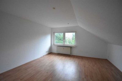 Nähe Norf BF! Bezugsfreies Apartment in 3-Parteienhaus