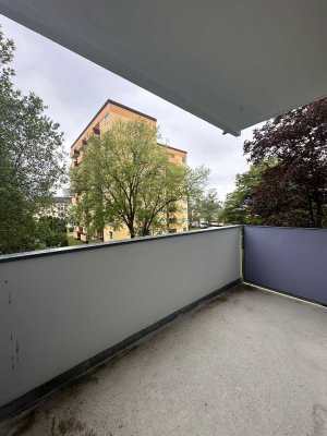 Charmante 3-Zi.-Whg. Mit Balkon und Garage in Ottobrunn