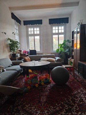 2-Zimmer-Albauwohnung in Berlin Neukölln am Maybachufer (Balkon, hohe Decken, Echtholzdielen, ...)