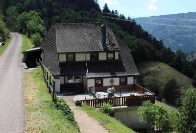 Einfamilienhaus sucht Naturliebhaber!