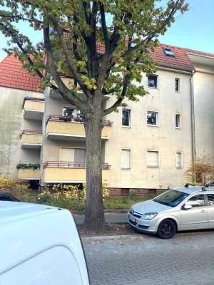 Sehr gepflegte sanierte bezugsfreie Balkon-Wohnung in gesuchter ruhiger Wohnlage