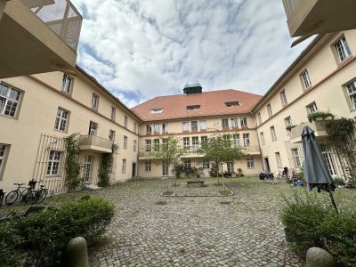 Traumhafte Altbauwohung in einem herrlichen Gründerzeit Baudenkmal im beliebten Berlin-Buch!