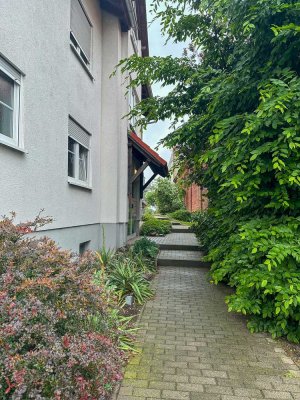 Lichtdurchflutete Zweiraumwohnung mit Balkon und Stellplatz bei Leipzig