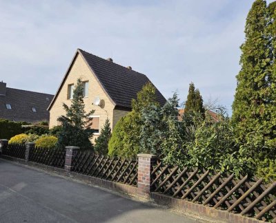 Freistehendes  1 Familienhaus mit  Garten und Keller