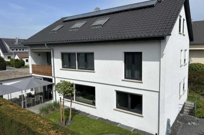 Top modernisiertes 3-Familienhaus in zentraler Lage von Tamm