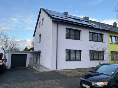 Luxuriöse Erdgeschosswohnung mit alleiniger Gartennutzung im 2 Familienhaus