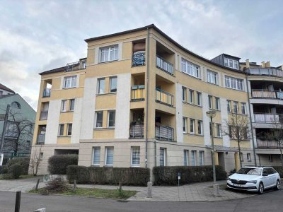 Schöne großzügige Familienwohnung sucht neue Mieter!