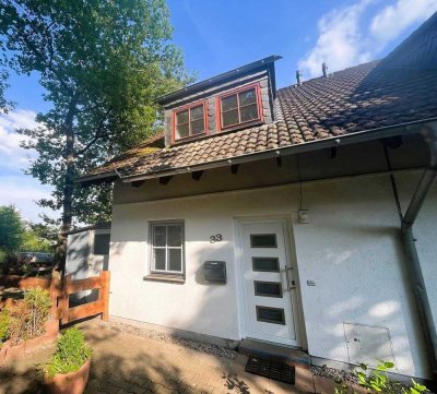 Traumhafte Doppelhaushälfte mit hellem Wintergarten und atemberaubendem Weitblick!