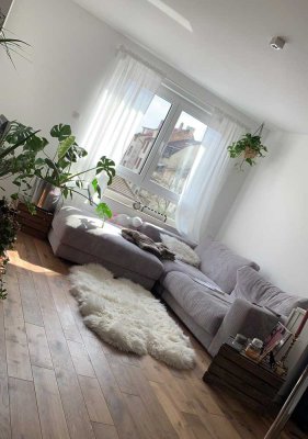 Wunderschöne neuwertige 2-Zimmer-Wohnung mit Balkon und EBK in Mannheim Rheinau