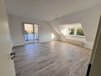 Modernisierte helle 4 ZKB Maisonette-Wohnung mit Balkon in Odernheim