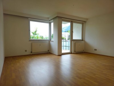 Helle 2-Zimmer-Wohnung mit Balkon und Garagenplatz in Höttinger Au, Innsbruck (Privatverkauf)