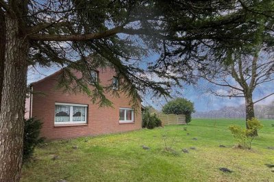 Kleines Landhaus für Handwerker in Etzel-Friedeburg